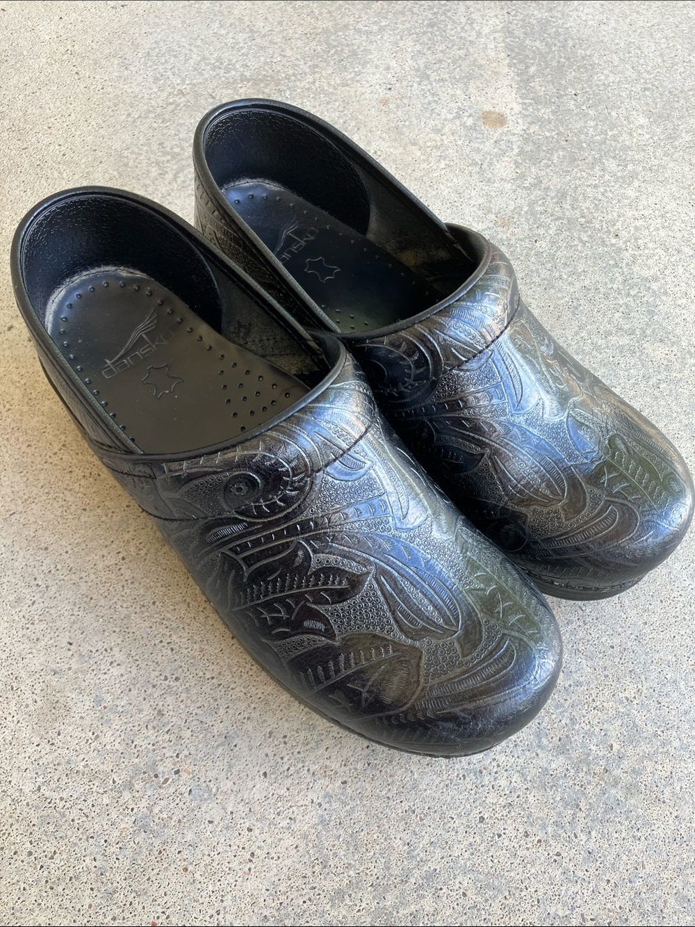 Dansko Embossed Black Leather Classic Comfort Clogs, 39